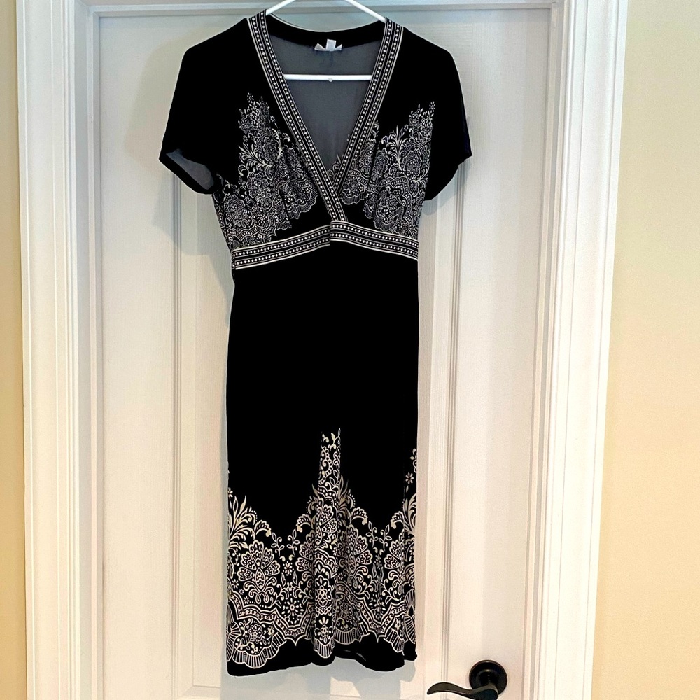 A pea in the pod Maternity dress, size medium